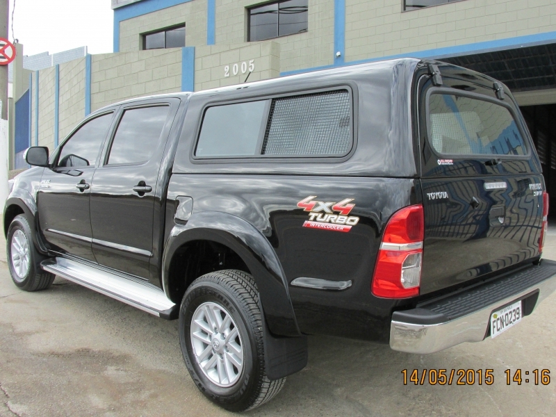 Capota em Fibra Hilux CD até 2015