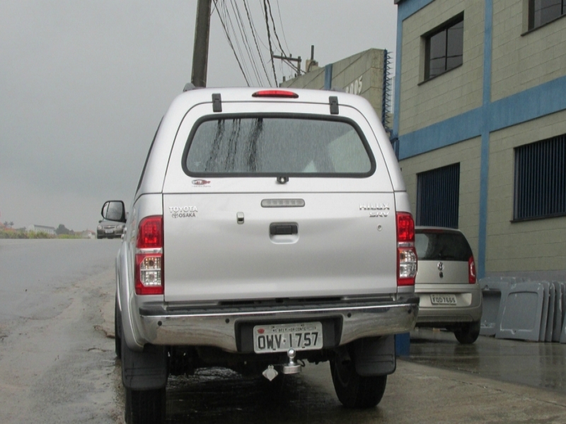 Capota em Fibra Hilux CD até 2015